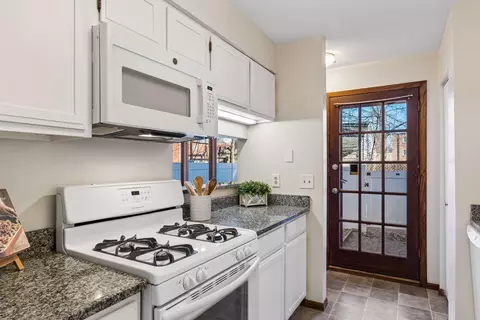Kitchen - 2122 22nd St E, Minneapolis, MN 55404 photo 5 of 5