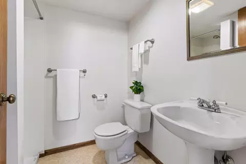 Bath - 2122 22nd St E, Minneapolis, MN 55404 photo 2 of 2