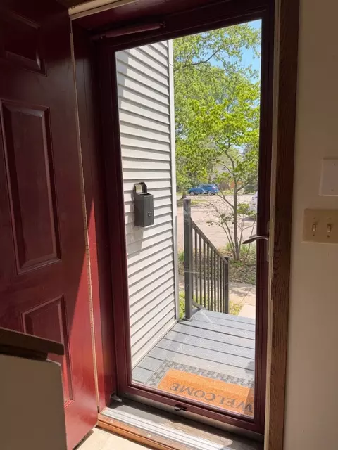 Entry Way - 2122 22nd St E, Minneapolis, MN 55404 photo 1 of 2