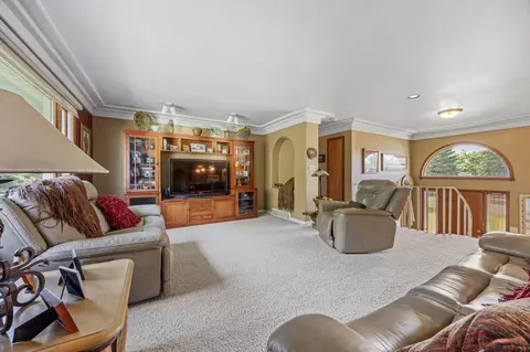 Living - 16460 38th St SE, Mapleton, ND 58059 photo 3 of 7
