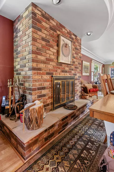 Dining - 16460 38th St SE, Mapleton, ND 58059 photo 3 of 3