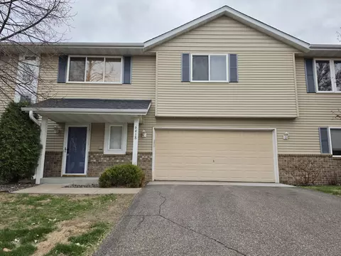 6418 207th St N, Forest Lake, MN 55025