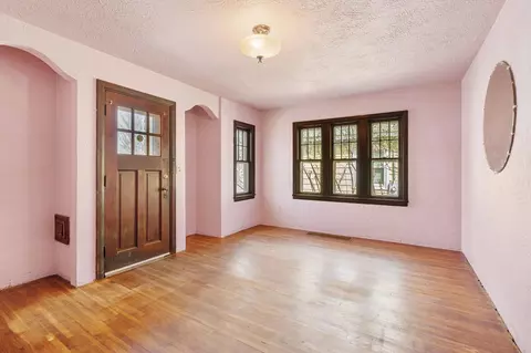 Living - 905 10th Ave SW, Austin, MN 55912 photo 1 of 2