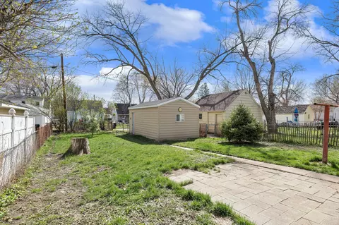 Exterior - 905 10th Ave SW, Austin, MN 55912 photo 7 of 7