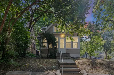 3400 Aldrich Ave N, Minneapolis, MN 55412