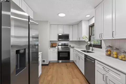 16321 Zirconium St NW, Anoka, MN 55303
