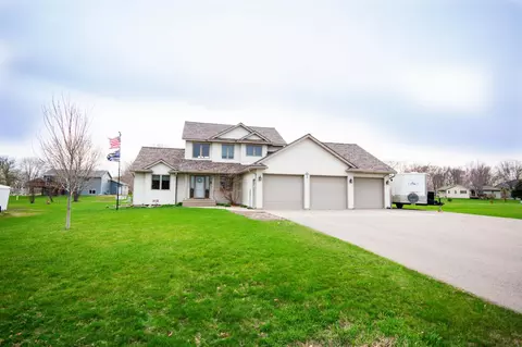 721 3rd Ave NW, Melrose, MN 56352