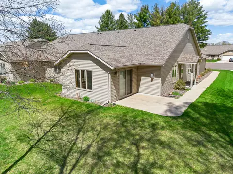 450 Deer Path, Osceola, WI 54020