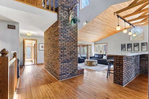 Entry Way - 1180 Kinglet Ct, Eagan, MN 55123 photo 1 of 8