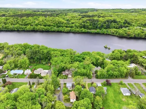 900 N 902 N Hamilton St, Saint Croix Falls, WI 54024