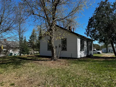 Exterior - 206 SW 7th St, Brainerd, MN 56401 photo 3 of 5