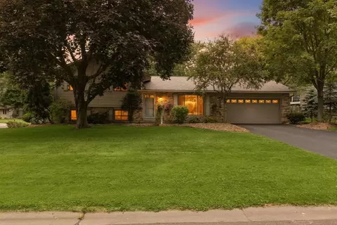 6966 Inskip Ave S, Cottage Grove, MN 55016