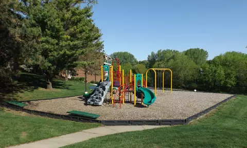 Other - 1700 Four Oaks Rd #321, Eagan, MN 55121 photo 5 of 6