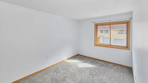 Bedroom - 3214 Valley Ridge Dr, Eagan, MN 55121 photo 6 of 7