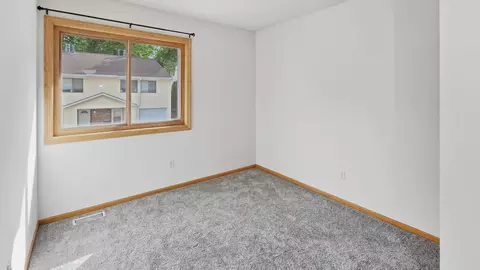 Bedroom - 3214 Valley Ridge Dr, Eagan, MN 55121 photo 4 of 7