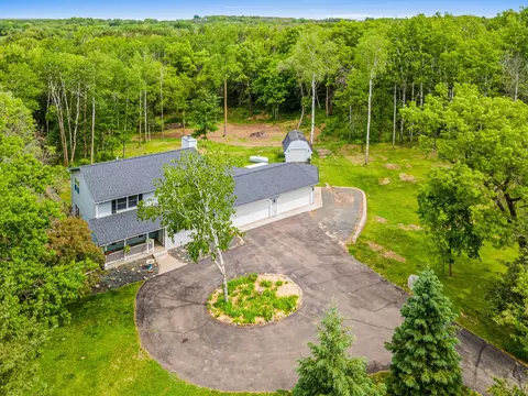 238 Glen Cir, River Falls, WI 54022