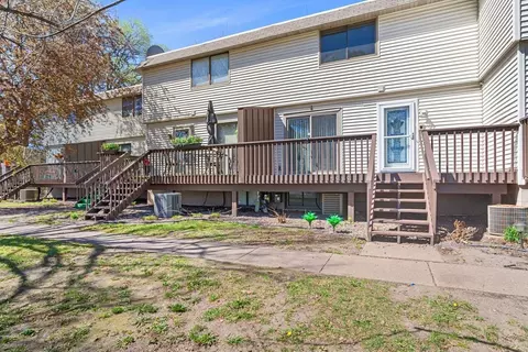 7505 62nd Ct N, Brooklyn Park, MN 55428