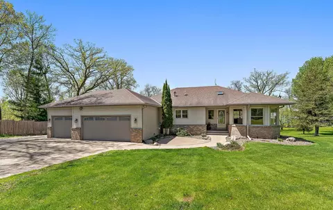 47792 Blue Heron Trl, Rush City, MN 55069