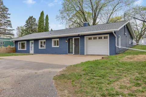 951 Washington St, Prescott, WI 54021