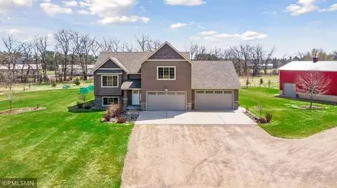 31476 147th St NW, Princeton, MN 55371