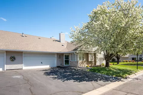 8639 Prestwick Ln N, Brooklyn Park, MN 55443