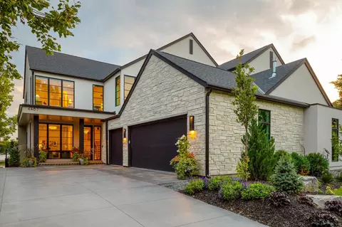 4467 Lafayette Ln, Spring Park, MN 55384