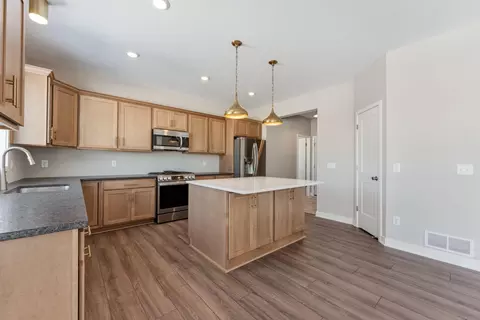 Kitchen - 1457 143rd St E, Rosemount, MN 55068 photo 2 of 3
