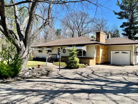 32772 Sunny Beach Rd, Grand Rapids, MN 55744