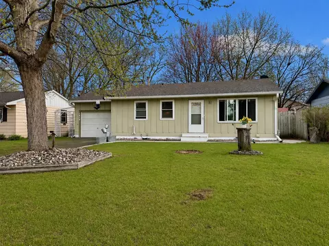 1418 7th St N, Saint Cloud, MN 56303