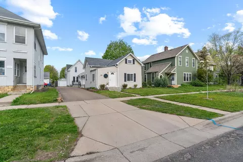 385 387 Stryker Ave, West Saint Paul, MN 55107