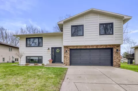1122 N Concord St, Fergus Falls, MN 56537