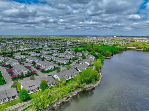 16807 Edinburg Way, Farmington, MN 55024