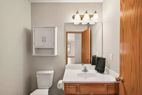 Bath - 13402 Ximines Ln N, Champlin, MN 55316 photo 1 of 3