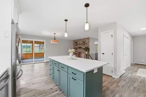 Kitchen - 1611 10th Ave SE, Saint Cloud, MN 56304 photo 3 of 6