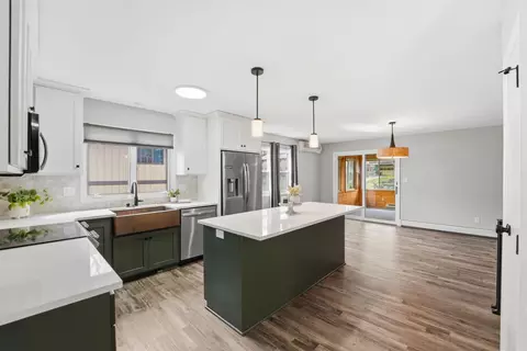Kitchen - 1611 10th Ave SE, Saint Cloud, MN 56304 photo 6 of 6