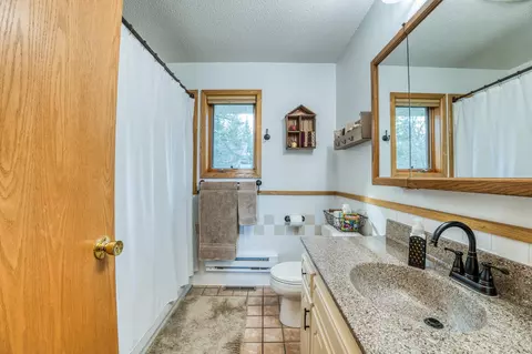 Bath - 32061 Primrose Ln, Laporte, MN 56461 photo 1 of 5