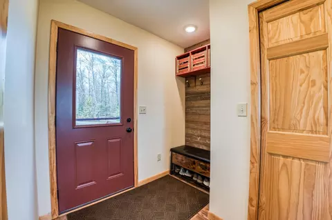 Entry Way - 32061 Primrose Ln, Laporte, MN 56461 photo 1 of 3
