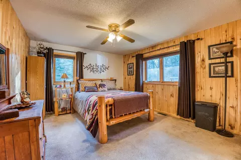 Bedroom - 32061 Primrose Ln, Laporte, MN 56461 photo 1 of 5