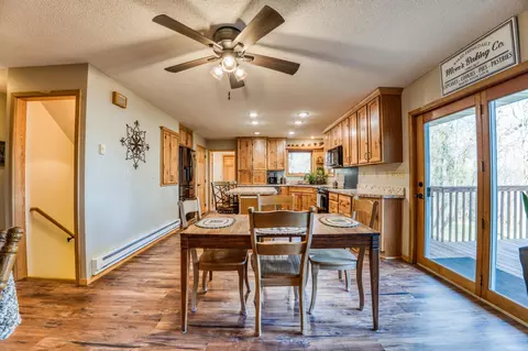 Dining - 32061 Primrose Ln, Laporte, MN 56461 photo 2 of 3