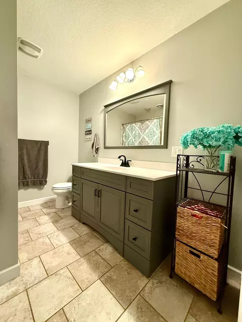 Bath - 17107 508th Ln, Mcgregor, MN 55760 photo 3 of 5