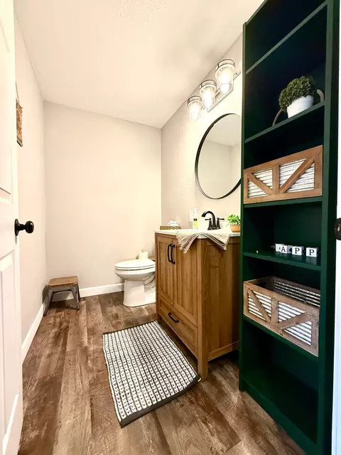 Bath - 17107 508th Ln, Mcgregor, MN 55760 photo 2 of 5