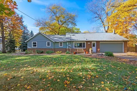 2235 Kilmer Ln N, Plymouth, MN 55441