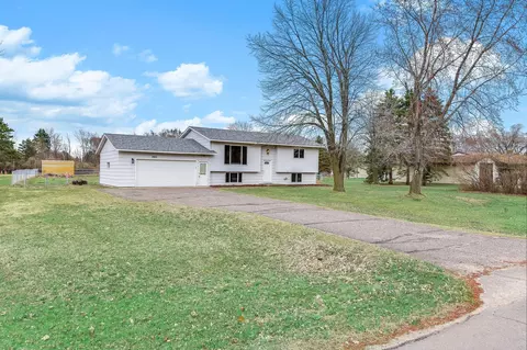 8662 Darlington Ave NE, Monticello, MN 55362