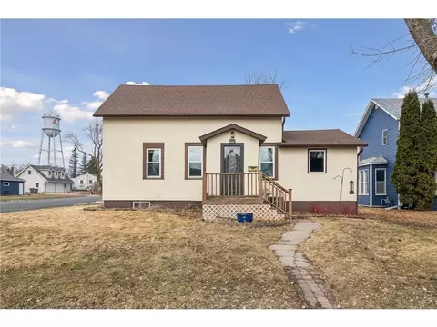 500 E First St, Waconia, MN 55387