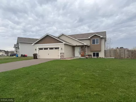 900 Nelson Ave, Mora, MN 55051