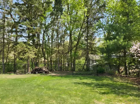 Exterior - 1830 Walnut Ln, Eagan, MN 55122 photo 2 of 14