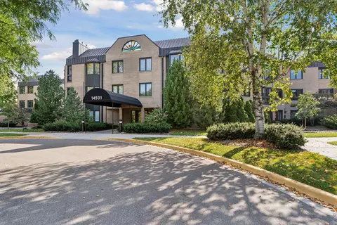 14501 Atrium Way #225, Minnetonka, MN 55345