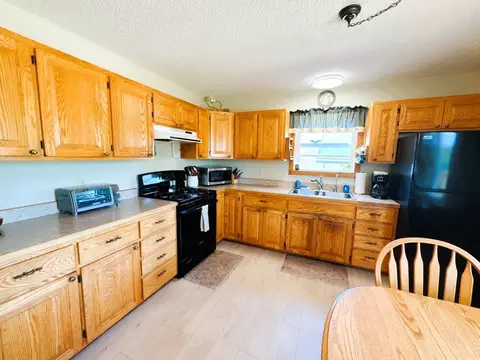 Kitchen - 39161 County 39, Laporte, MN 56461 photo 3 of 3