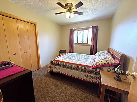 Bedroom - 39161 County 39, Laporte, MN 56461 photo 2 of 2