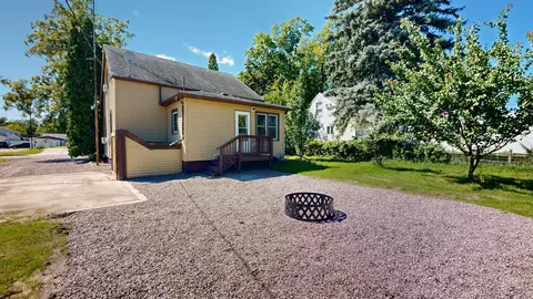 Exterior - 447 E Schlieman Ave, Appleton, MN 56208 photo 3 of 5